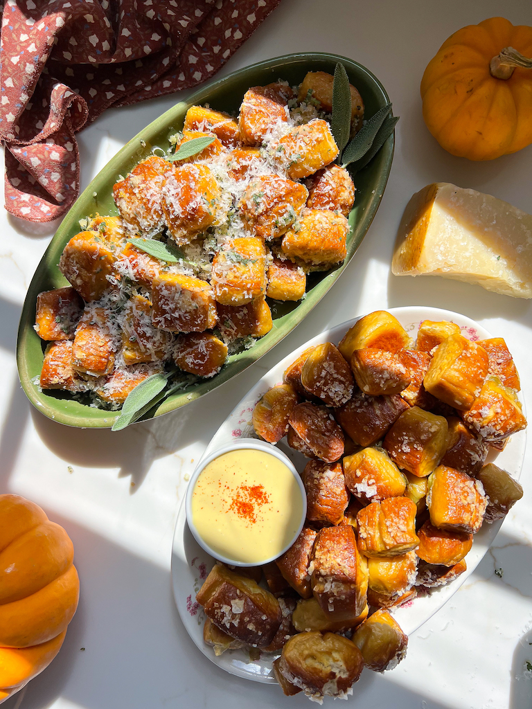Sourdough Discard Pretzel Bites (with Honey Dijon Dipping Sauce)